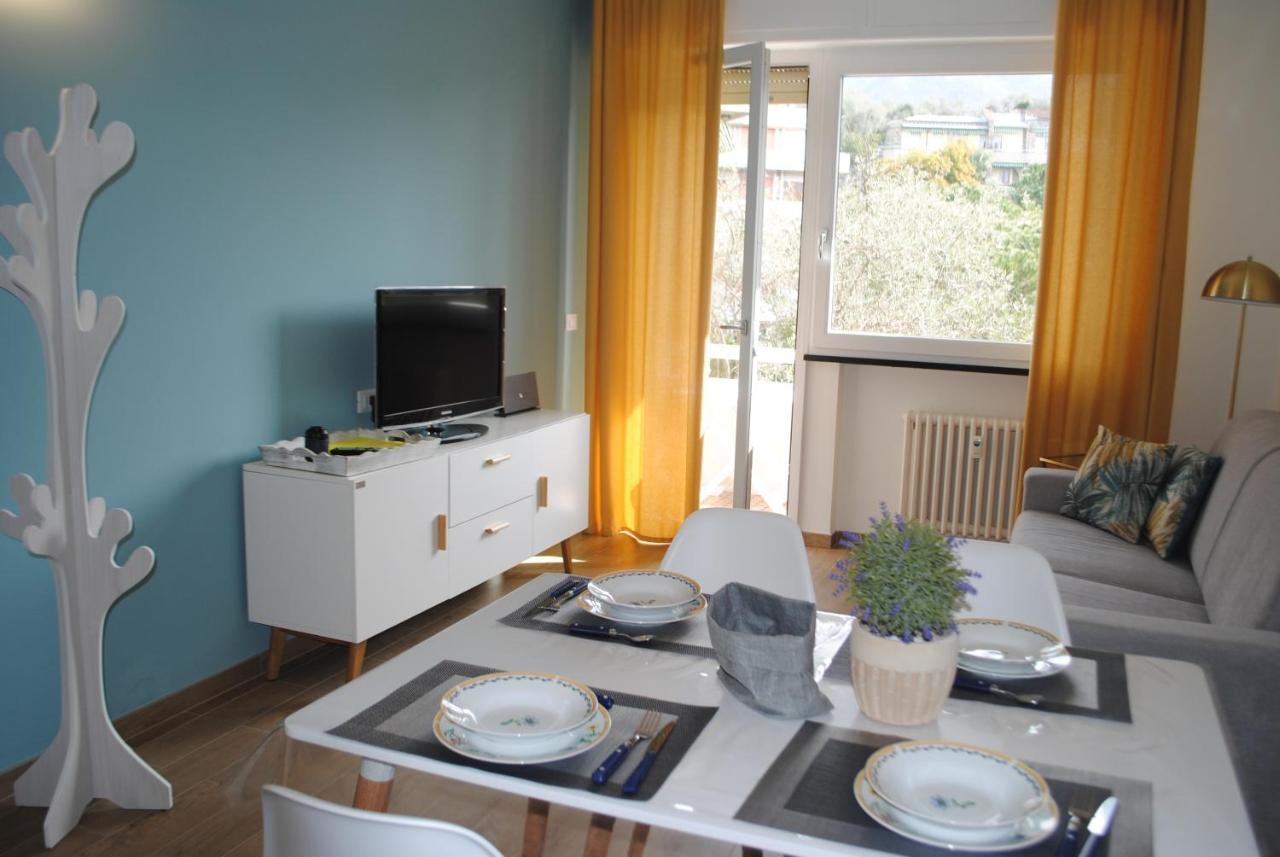 Raggio Di Sole - Pool, Tennis, Parking, Sea View & Relax Rapallo Buitenkant foto