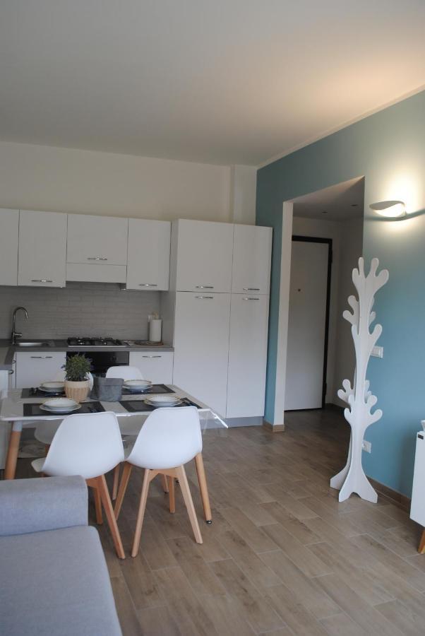 Raggio Di Sole - Pool, Tennis, Parking, Sea View & Relax Rapallo Buitenkant foto