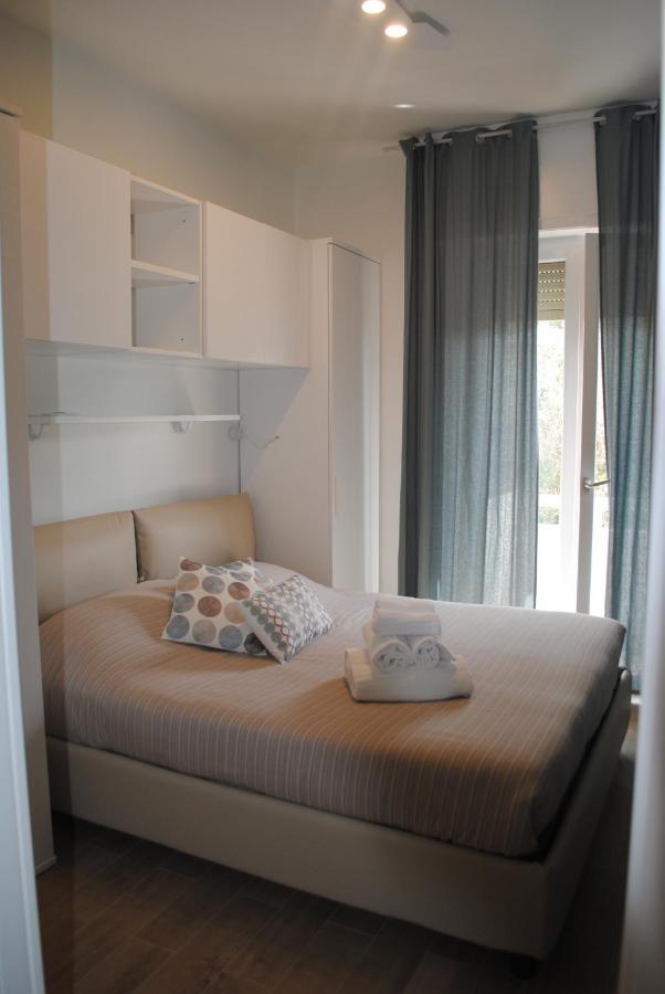 Raggio Di Sole - Pool, Tennis, Parking, Sea View & Relax Rapallo Buitenkant foto