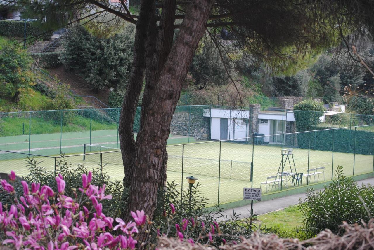 Raggio Di Sole - Pool, Tennis, Parking, Sea View & Relax Rapallo Buitenkant foto