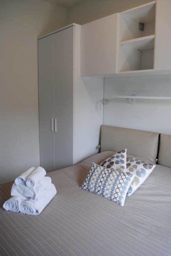 Raggio Di Sole - Pool, Tennis, Parking, Sea View & Relax Rapallo Buitenkant foto