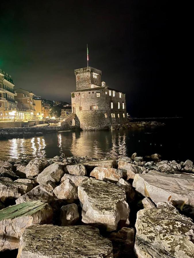 Raggio Di Sole - Pool, Tennis, Parking, Sea View & Relax Rapallo Buitenkant foto