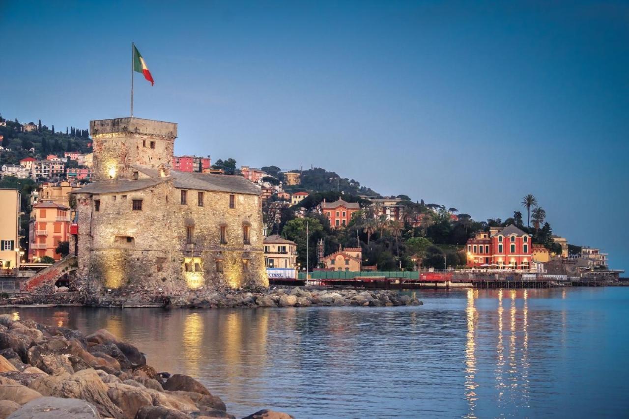 Raggio Di Sole - Pool, Tennis, Parking, Sea View & Relax Rapallo Buitenkant foto